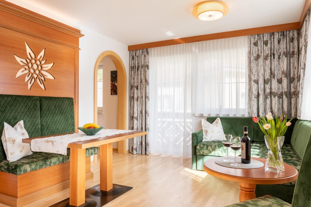 Hotel Haus Seeromantik Saint Wolfgang Esterno foto