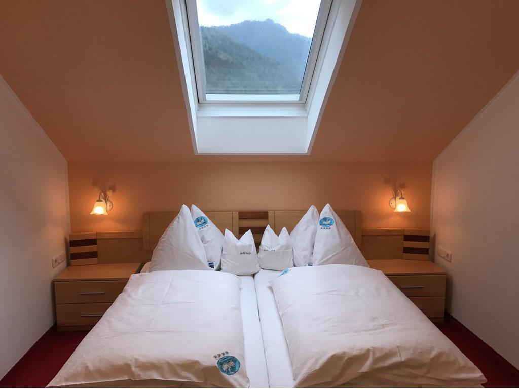 Hotel Haus Seeromantik Saint Wolfgang Esterno foto